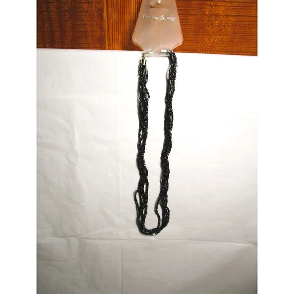 Avon Fashion Jewelry Black Layered Acrylic Necklace 16 Inches Silver Hook Clasp - Picture 2 of 2